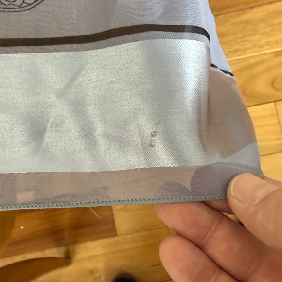 Large Versace wrap - Picture 6 of 9